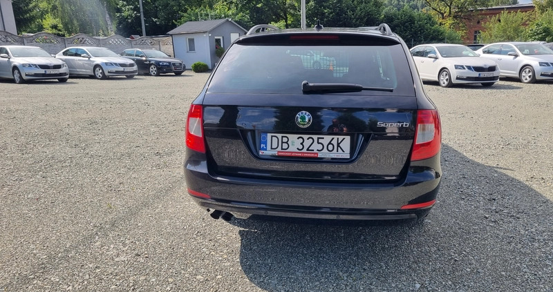 Skoda Superb cena 29900 przebieg: 370000, rok produkcji 2013 z Recz małe 631
